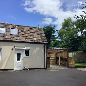  Holiday home Selfcatering Coach House New Forest Dog Friendly